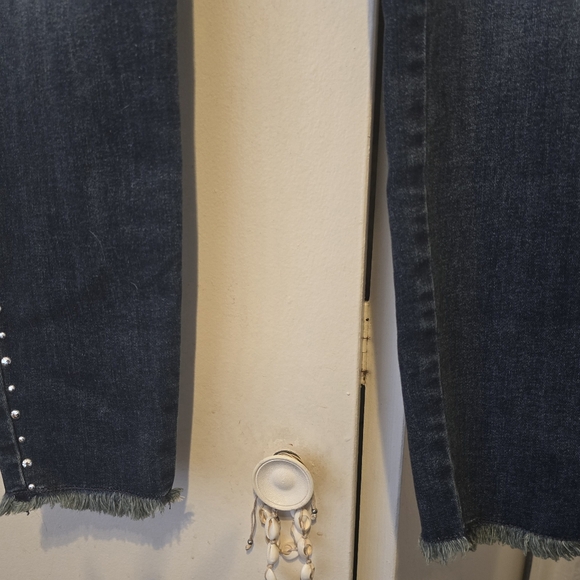 INC Skinny Curvy Fit Jeans Sz 2 NWT - Picture 5 of 11